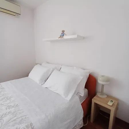 Toni - Apartment U Kvartu Znjan S Pogledom Na More * Σπλιτ