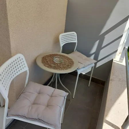 Toni - Apartment U Kvartu Znjan S Pogledom Na More