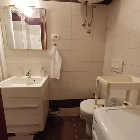 Toni - S Pogledom Na Apartamento Split