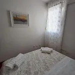 Toni - S Pogledom Na * Split