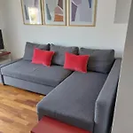 Apartment Toni - S Pogledom Na *