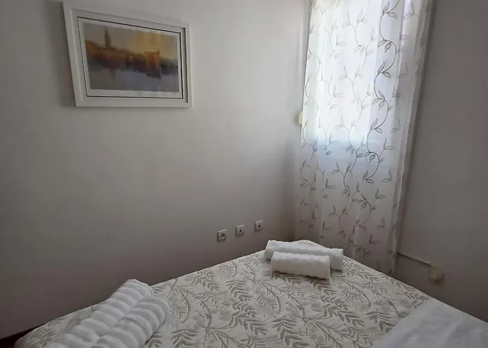 Toni - S Pogledom Na * Сплит